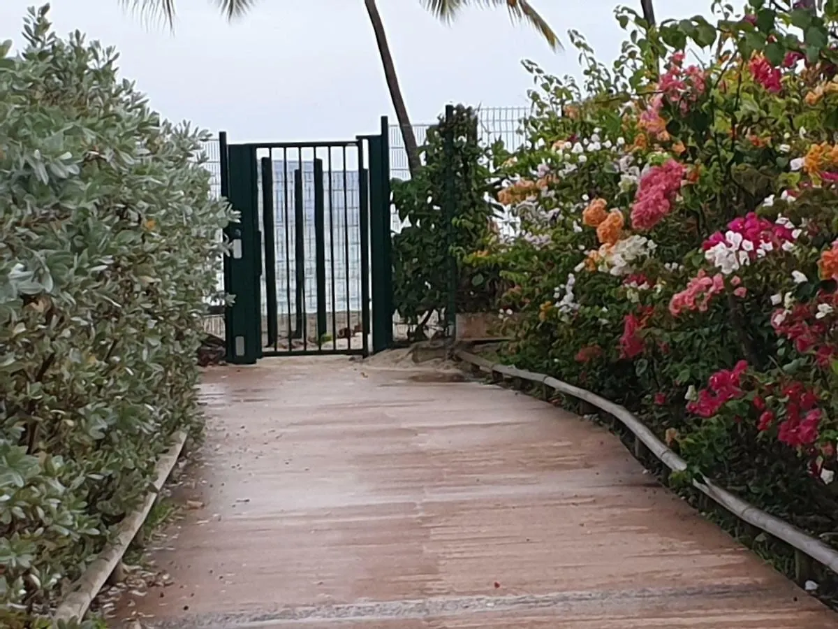 Les Eaux Turquoises Aux Gosier Apartment Le Gosier
